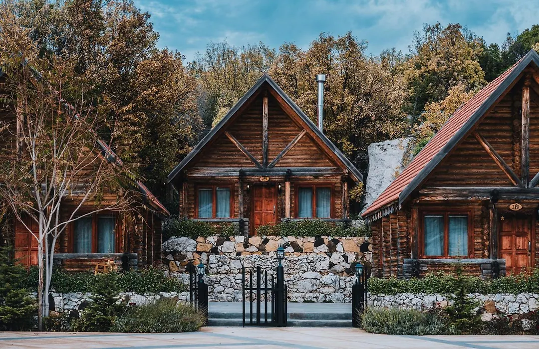 Wood Hills Hotel & Resort-1